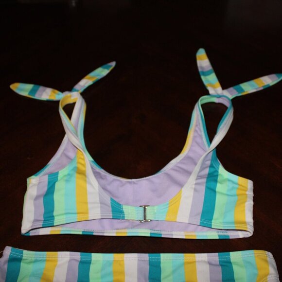 Cabana by Crown & Ivy Striped Bikini Set - Size M - Picture 8 of 11